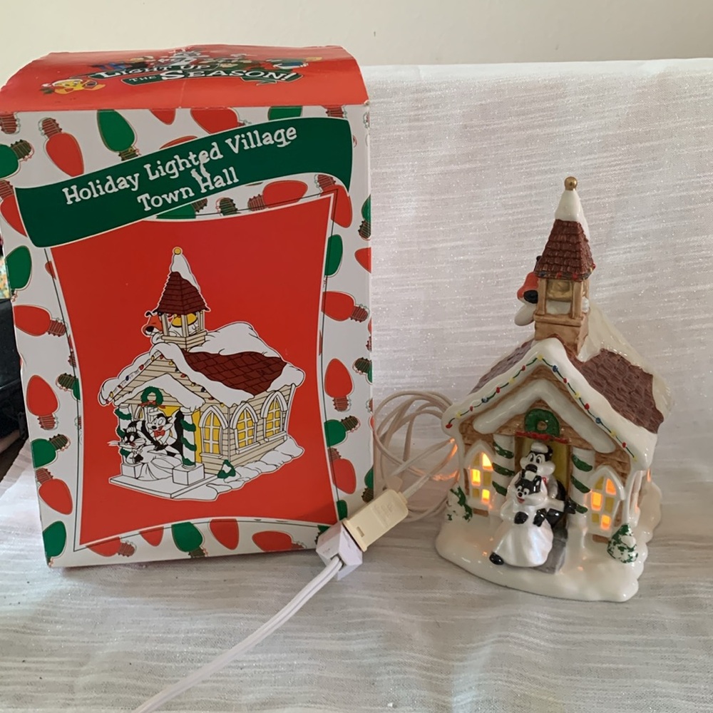 Looney Tunes vintage PEPE LEPEW PENELOPE Married Wedding Chapel Church Porcelain